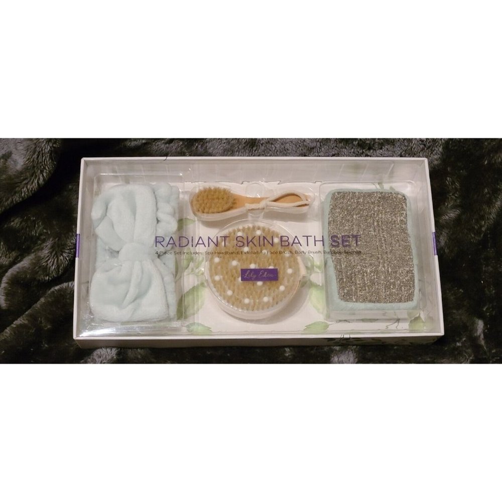 Women's Radiant Skin  4 Piece Bath New Gift Box Set By Lily Eden